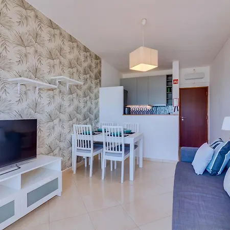 Maresia 2 Bedroom Oceanfront In Apartment