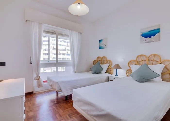 Lägenhet Maresia 2 Bedroom Oceanfront In Quarteira